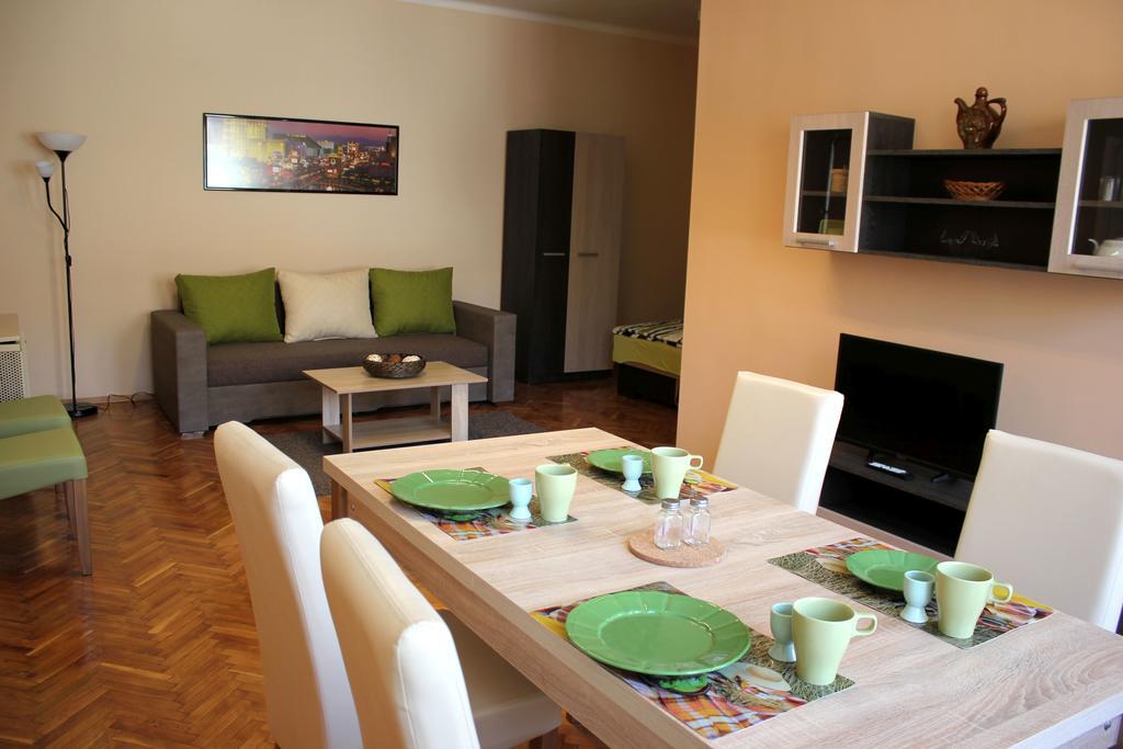Veva Apartman - Eger Magánszálláshely Exterior foto